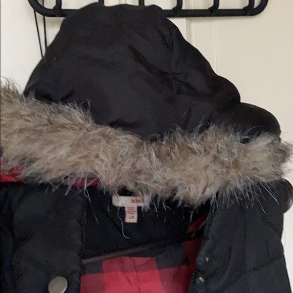 Black vest with hood - Picture 3 of 5